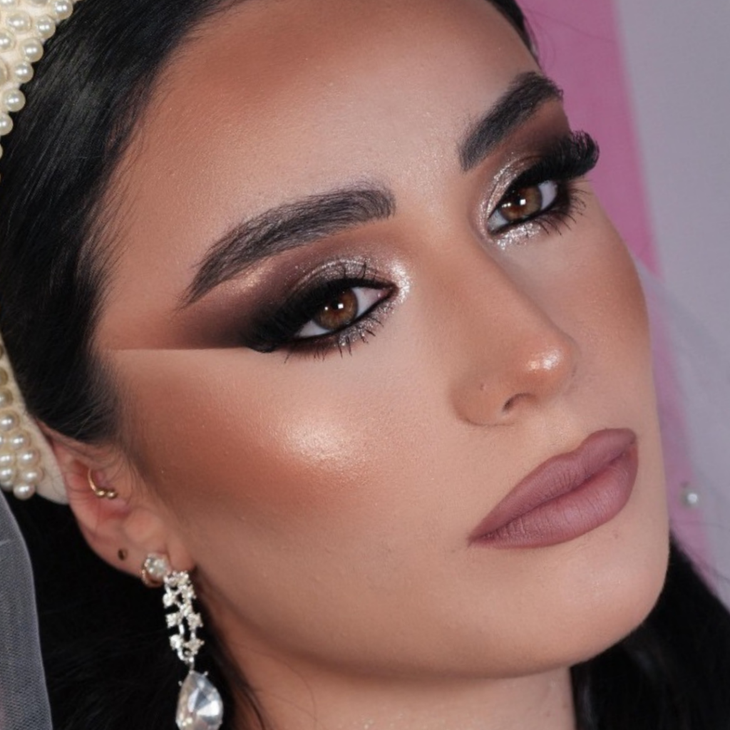 Curso online novias árabes con piel blindada por Noa López